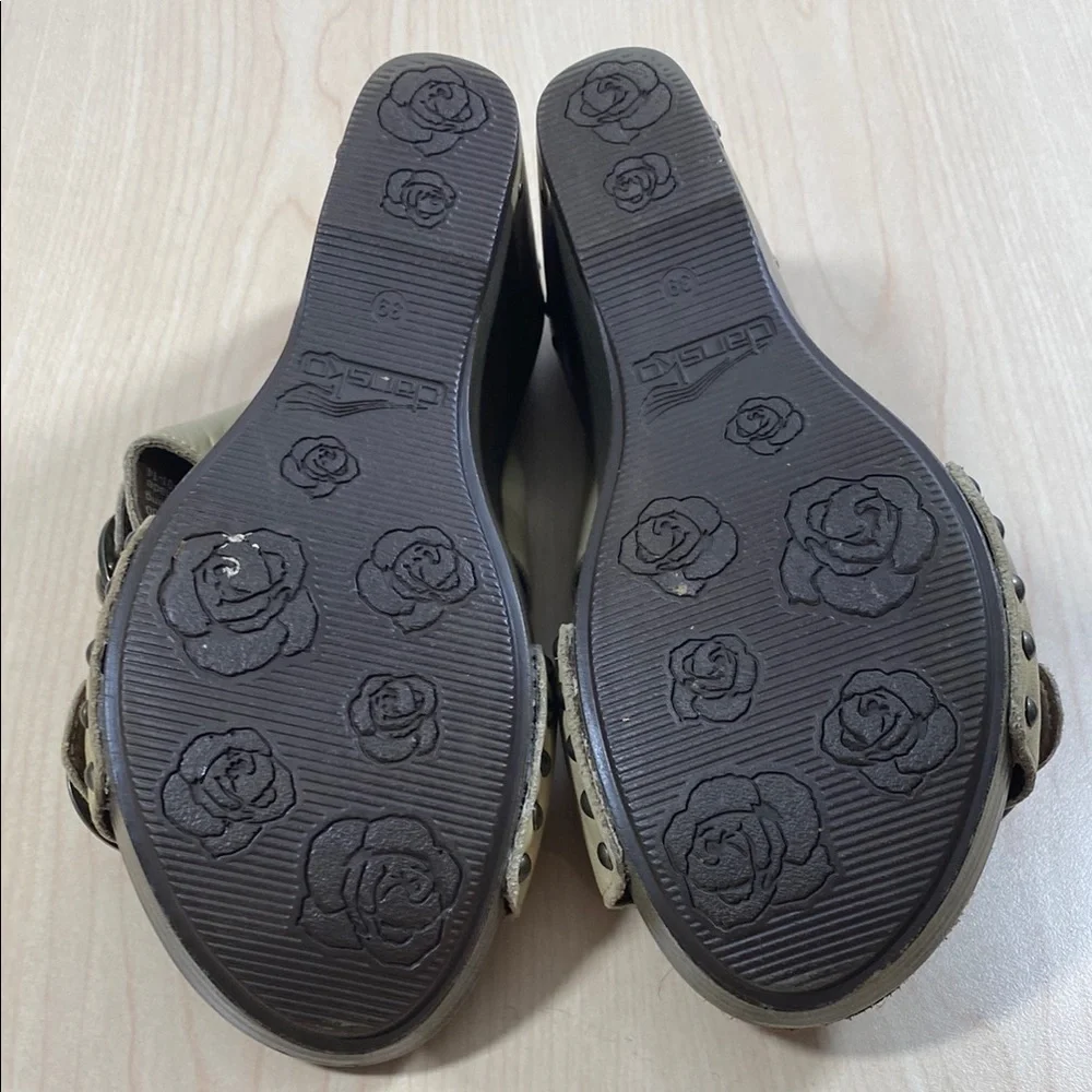 Dansko Fern Tan and Brown Wedge Shoes with Comfort Design